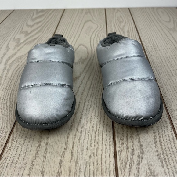 Sorel Hadley Puffer Slip-On Slippers US8 Women's, Pure Silver Nylon $70 - Picture 2 of 12
